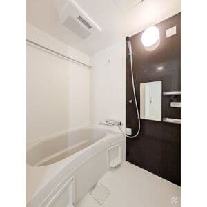 Room image 13
