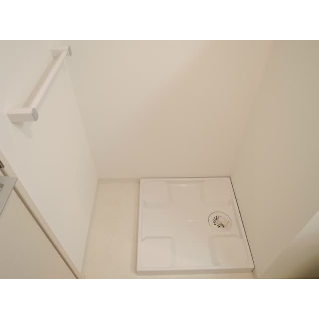 Room image 13