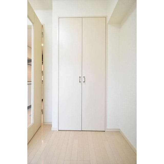Room image 14