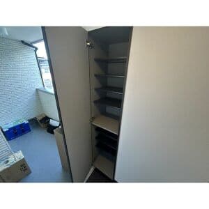Room image 8