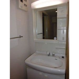 Room image 12