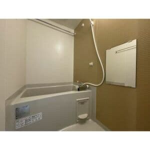 Room image 14