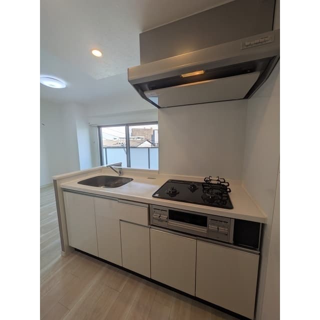 Room image 11