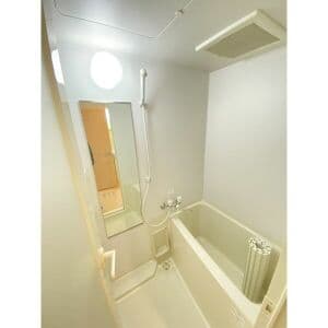 Room image 15