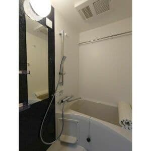 Room image 13