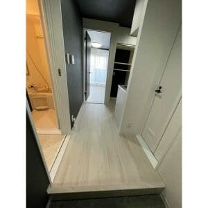 Room image 15