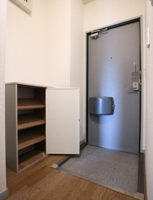 Room image 9
