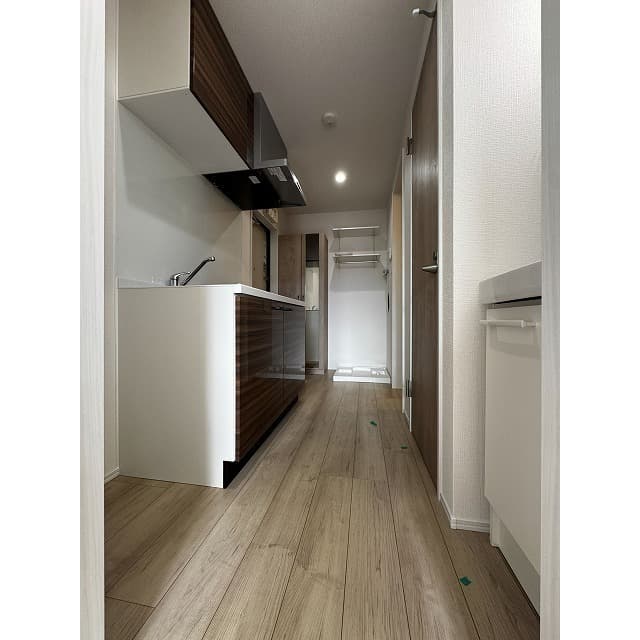 Room image 13