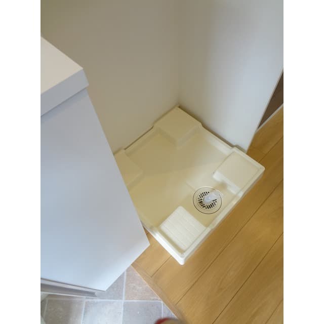 Room image 13