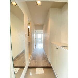 Room image 12