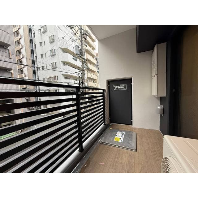 Room image 13