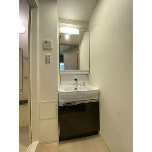 Room image 13