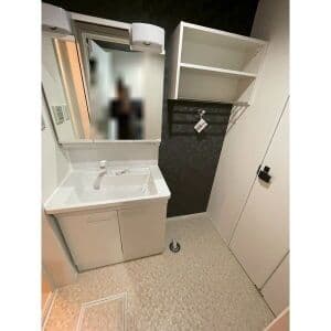 Room image 12