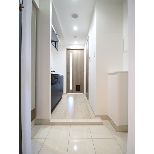 Room image 9