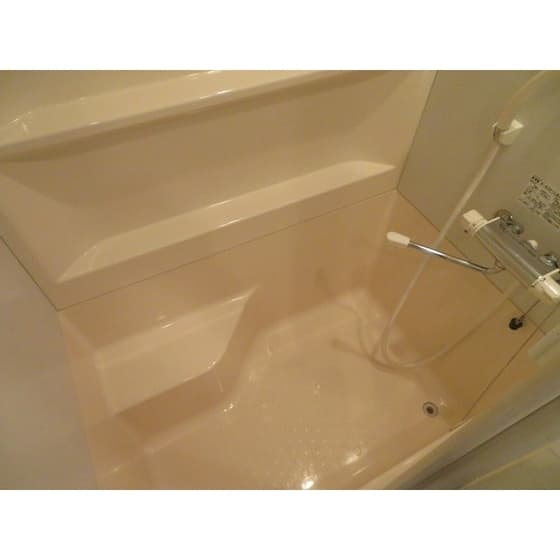 Room image 12