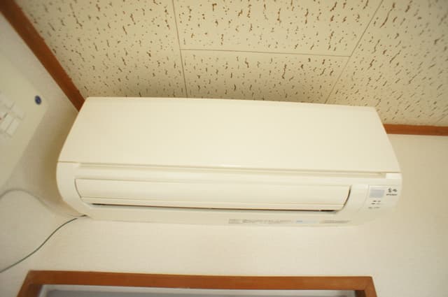 Room image 13