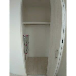 Room image 14