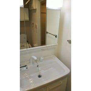 Room image 16