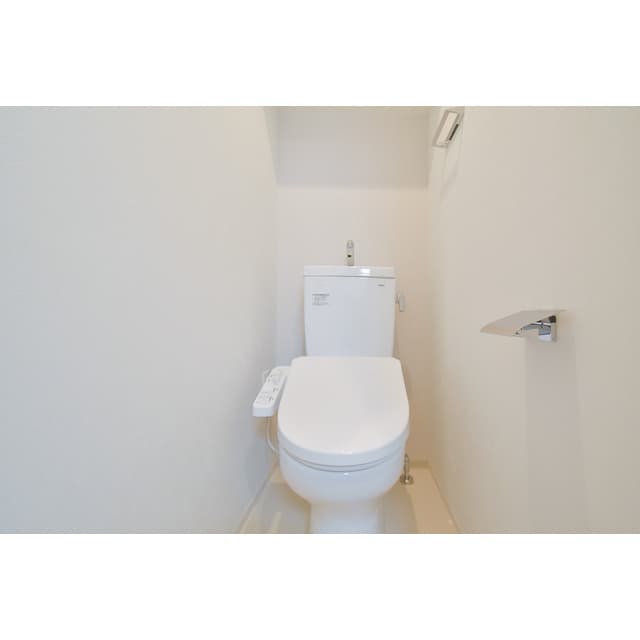 Room image 12