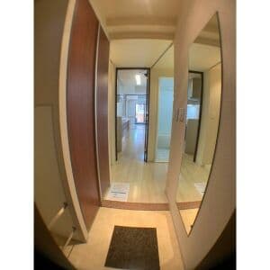 Room image 11