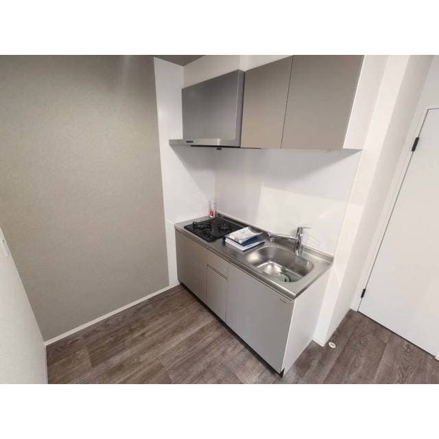 Room image 9