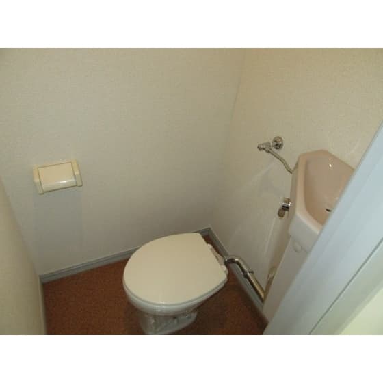 Room image 13