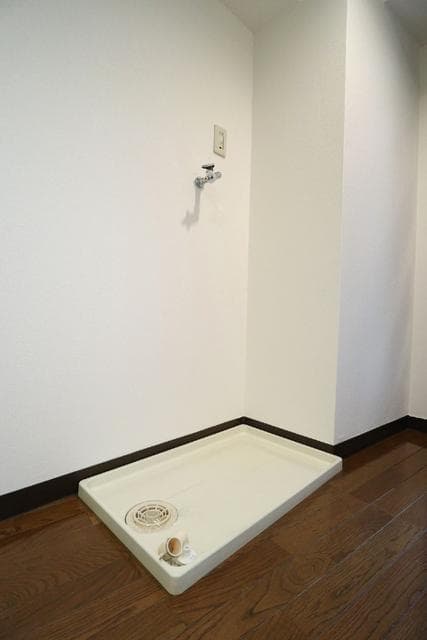 Room image 15