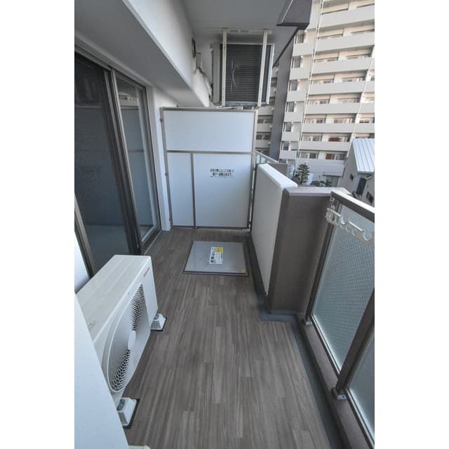 Room image 10