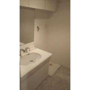 Room image 16