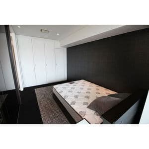 Room image 16