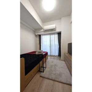 Room image 9