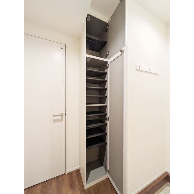 Room image 15