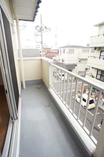 Room image 11