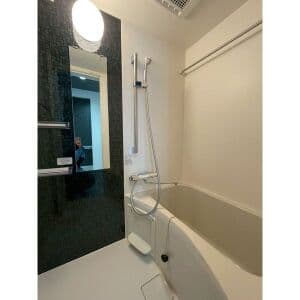 Room image 9