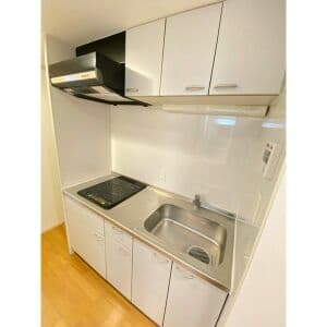 Room image 8