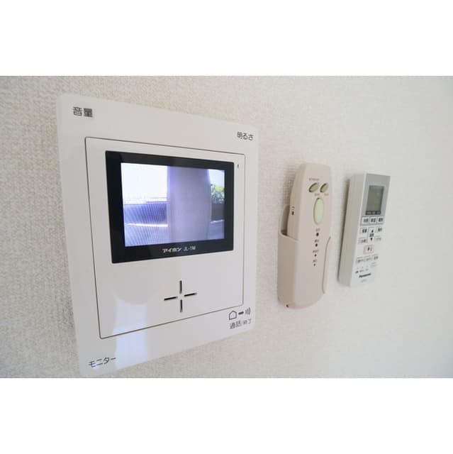 Room image 12