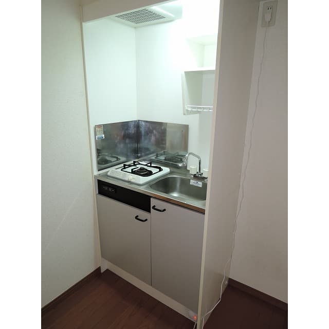 Room image 13