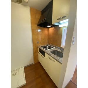 Room image 8