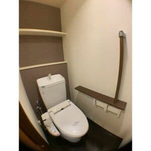 Room image 13