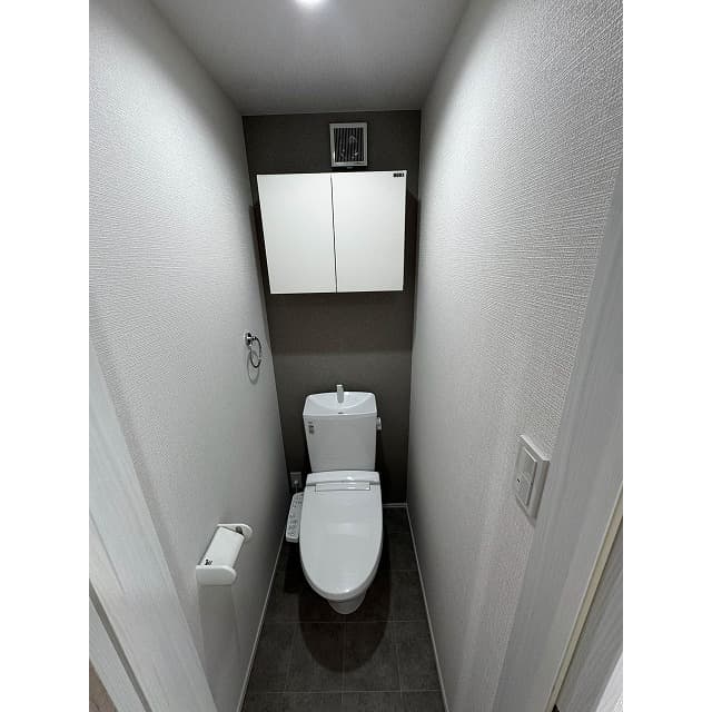 Room image 13