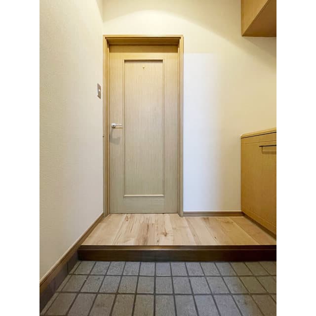 Room image 16