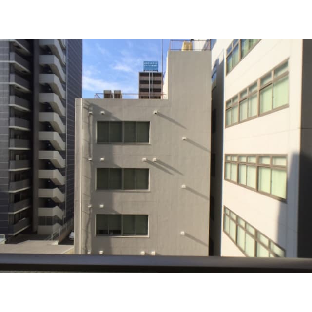 Room image 8