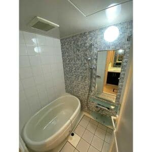Room image 13