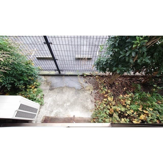 Room image 16