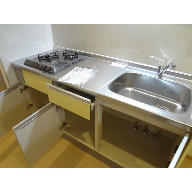 Room image 13