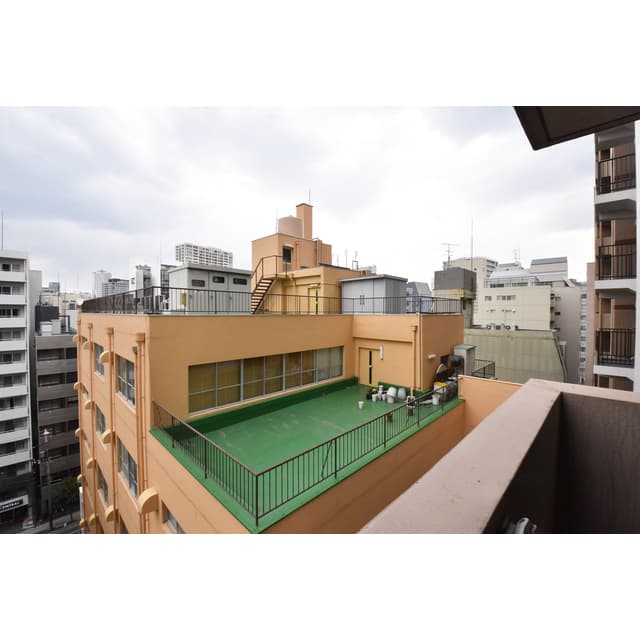 Room image 12