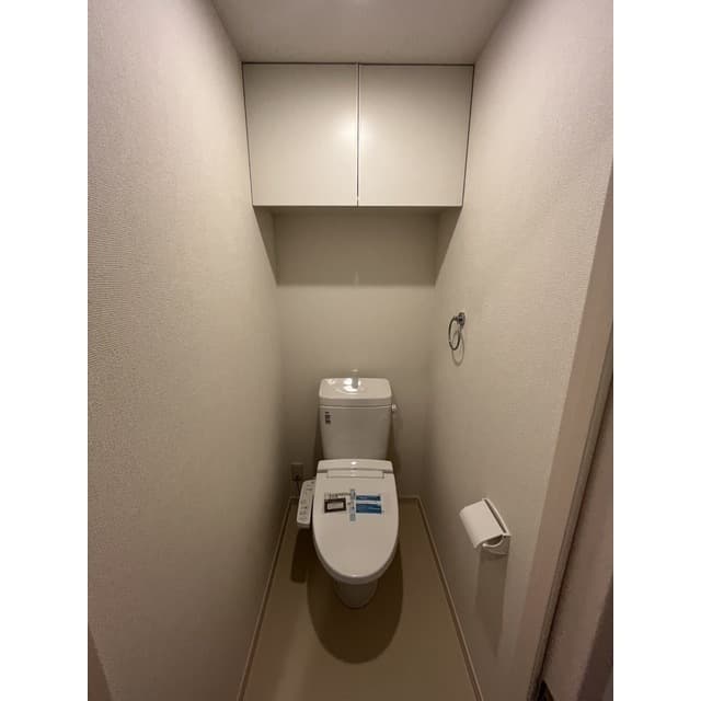 Room image 11