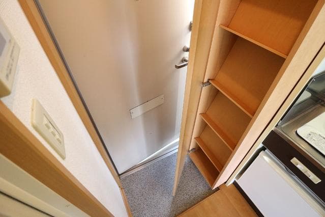 Room image 10