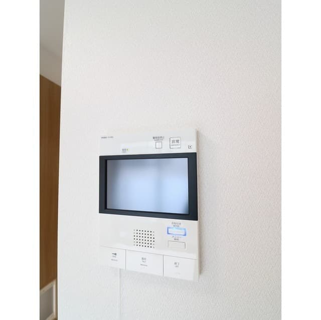 Room image 11