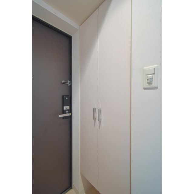 Room image 15